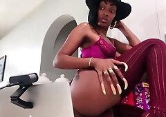 Clean Up Woman - Sasha Zanotti