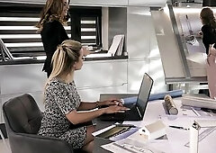 Nelly knows how to make him lose his mind