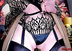 Naughty MILF Red XXX cant stop masturbating