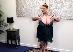 Inked BBW interracial smutty sex scene