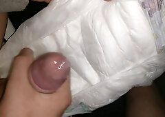 Twink cumming his wet diaper 8