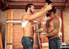 Good-Sized Bone Homo Spin Flop With Cum Shot