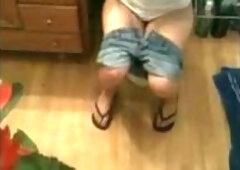 my ex girlfriend how said i could recored her in my bathroom