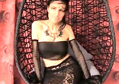 Check out my hot feet serf