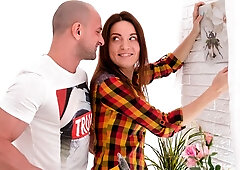 Roxy Dee Is An Anal Loving Teen