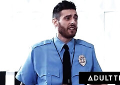 Brunette hair Whore's ACCIDENTAL AIRPORT BUKAKKE!