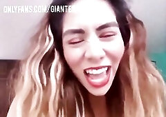 Giantess footcrush POV -Español