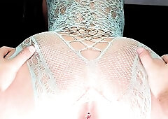 Look at this large twerking playgirl