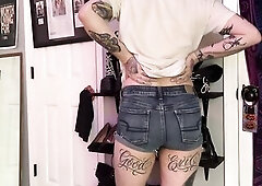 Trans Hunk Farts In Jean Shorts