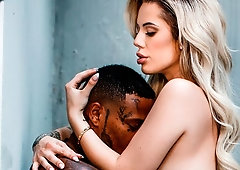 Sex-addicted white babe Luna Skye and a giant black dick