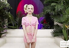 Emma Rosie's Golden-haired Ponytail Pulled During Hard Anal!