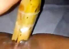 Jessica La Negra Masturbandose Con Un Platano y Pide A Grito