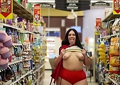 Curvy Sexy Women Pulls Out Tits In Grocery Store