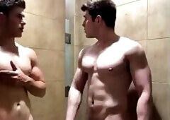 Working it out in the Gym - Amateur Solo