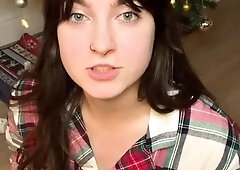 Brunette Solo Webcam Masturbation