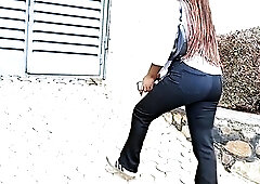 large Nigerian Black fingering her snatch This babe Was Horn