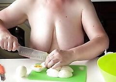 Housewife Aged big beautiful woman mother I'd like to fuck With Large Natural Saggy Titties