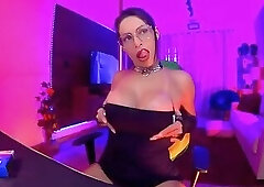 The stunning Zxlecya in a sensual solo masturbation session.