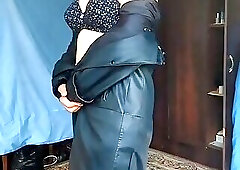 Yuppalino Heat Burns In The Shadows