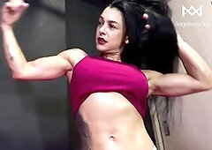 After an intensive workout my muscles are just the way I wish 'em to be full, toned and impossible to ignore A light layer of body oil highlights