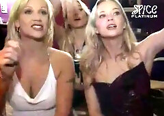 Elen Cole: Blonde, Lesbian Striptease Porn