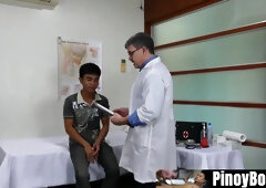 PinoyBoys.com - Stepparent receives a rubdown from mischievous Chinese youngster's strong knead