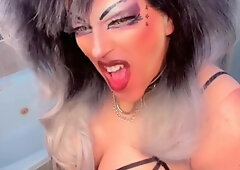 I wanna pour out teaser