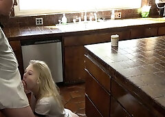 Hot Blonde Teen Gives Amazing Massage Handjob Cumshot