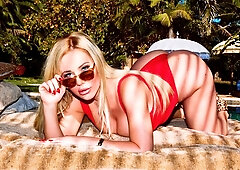 Passionate big-boobed brunette Savannah Bond fucked by big black dick