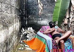 Lustful Amateur Ghetto Lovers outside with fingering and oral