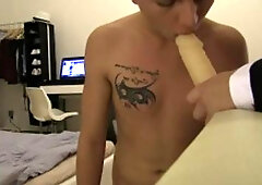 Debt Dandy - Dirty bisexual enjoys spanking