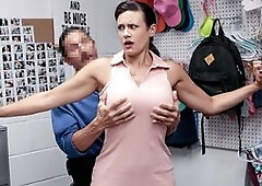 She just sucked the officers dick who was ready to fuck her pussy but she was always squirting all over the desk. Seems like a horny suspect to me!