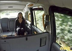 British Indian Asian with a Perfect Booty Fucked in Taxi