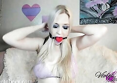 Kinky Curvy Webcam Bitch Gagged Live on Livecam