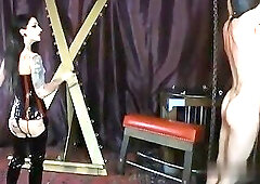 Domme Singletail Whips And Marks Naked male slave