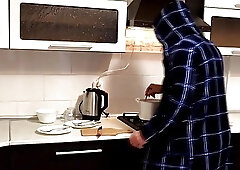 burglar helps a stuck guy to cum. Homemade