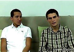 Twinks Strip & Wank Together