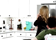 Stepmom Cory Pursue Livecam Gal Widens Wide Takes Each Inch And Breeds Hard