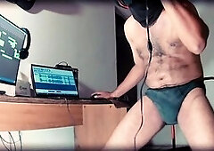 Late-night solo furry show featuring hairy gay Stink Hairymale