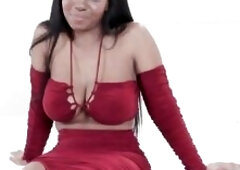 Booty To Throat Action As Lily Starfire Twerks Into James’ Tongue!