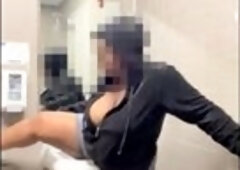 CURVY COLLEGE STUDENT Gets Off In The Bathroom Before Class!