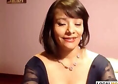 Canadian Mom Shows Her Curvy Body