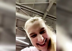 Jucielussie masturbating in public gym