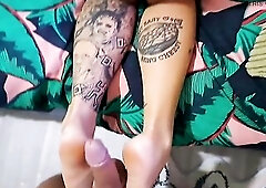 OILY FOOTJOB WITH BIGGEST SPUNK FLOW I DRILLED HER OILY SOLES , IT FELT SO WORTHWHILE! I MOISTURISED HER LITTLE FEET WITH MY BIGGEST CUMLOAD!