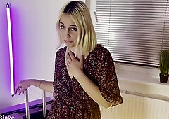 This babe wanted to rent an apartment, negotiated a lower price in swap for sex