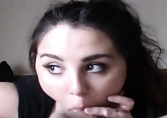 Amateur Blowjob on Webcam by White Girl