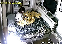 Amateur couple spycam sex video