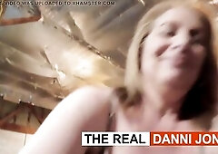 Danni puts her car in the mechanic’s shop to get her oil changed, and when that babe shows up to pick it up, this babe finds her car apart in pieces