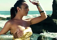 TS Wonder Woman spreads her legs when she sees cock