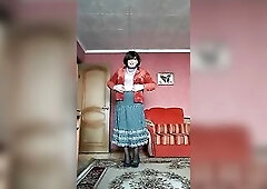 My recent petticoat is dancing